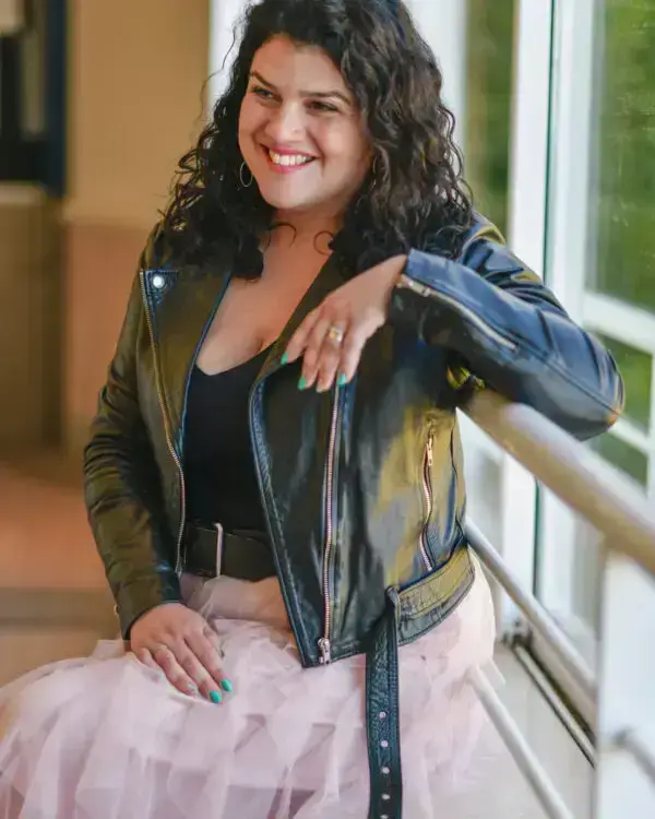 Asesoría de tallas ropa de cuero mujer